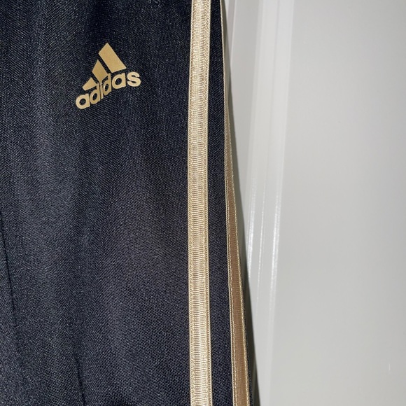 Adidas black and gold trio soccer pants ⚽️ - Picture 4 of 6